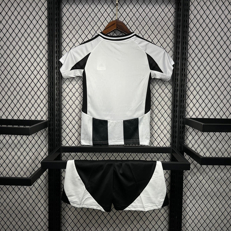 Conjunto Infantil Camisa + Calção do Juventus Home 2024/25